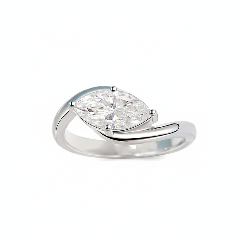 טבעת עם אבן מואסנייט דגם Karin