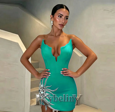 Kybeliny Modern Mini Homecoming Dresses for Women with V-neck Rhinestones Sleeveless Sheath Abendkleider Party Customized