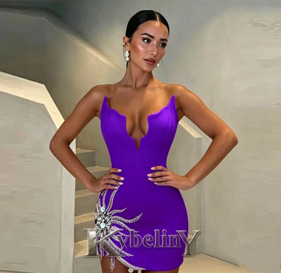 Kybeliny Modern Mini Homecoming Dresses for Women with V-neck Rhinestones Sleeveless Sheath Abendkleider Party Customized