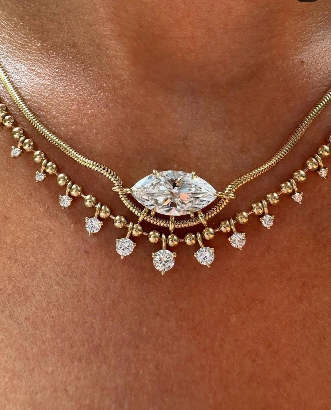 Luxury Copper Necklace for Women with Marquise Artificial Gemstones and Tassel Design, Suitable for Weddings and Banquets.